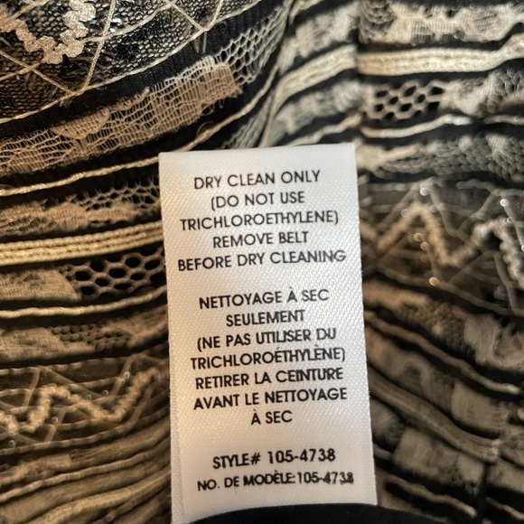 Nanette Lepore Belted Black Beige Lace Sheath Fitted Dress Size 6 Cocktail - Picture 6 of 12